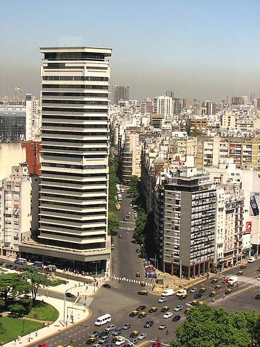Rent Here, Buy There: The Rent-Vesting Strategy Explained for Buenos Aires